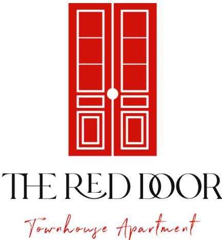 The Red Door Townhouse Apartment Ardara Luaran gambar
